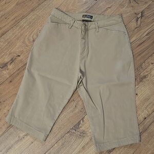 Lee Tan Flat Front Shorts Casual Style